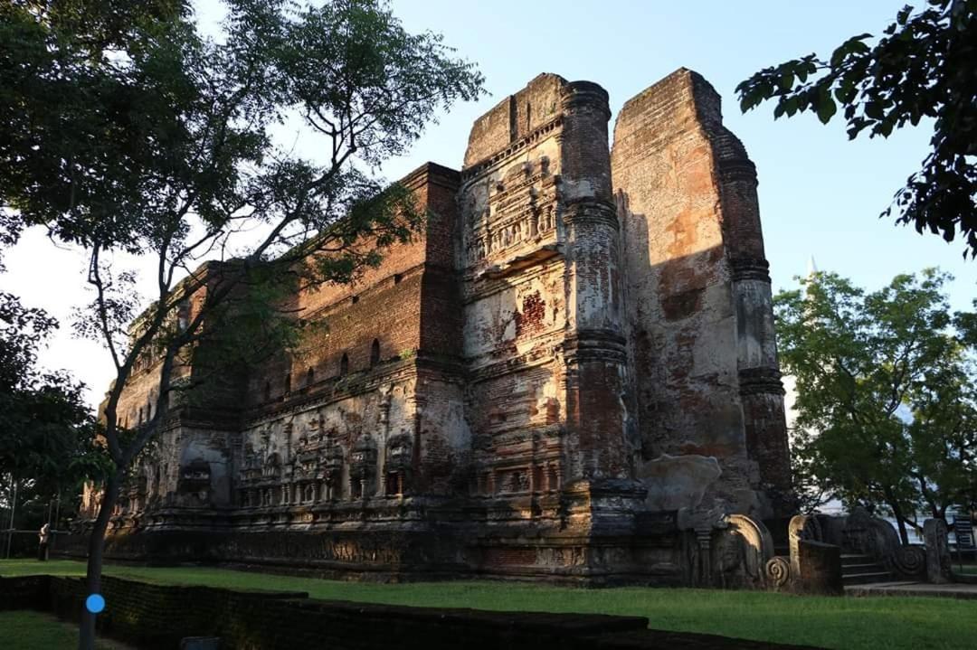 River Nature Park Polonnaruwa Dış mekan fotoğraf