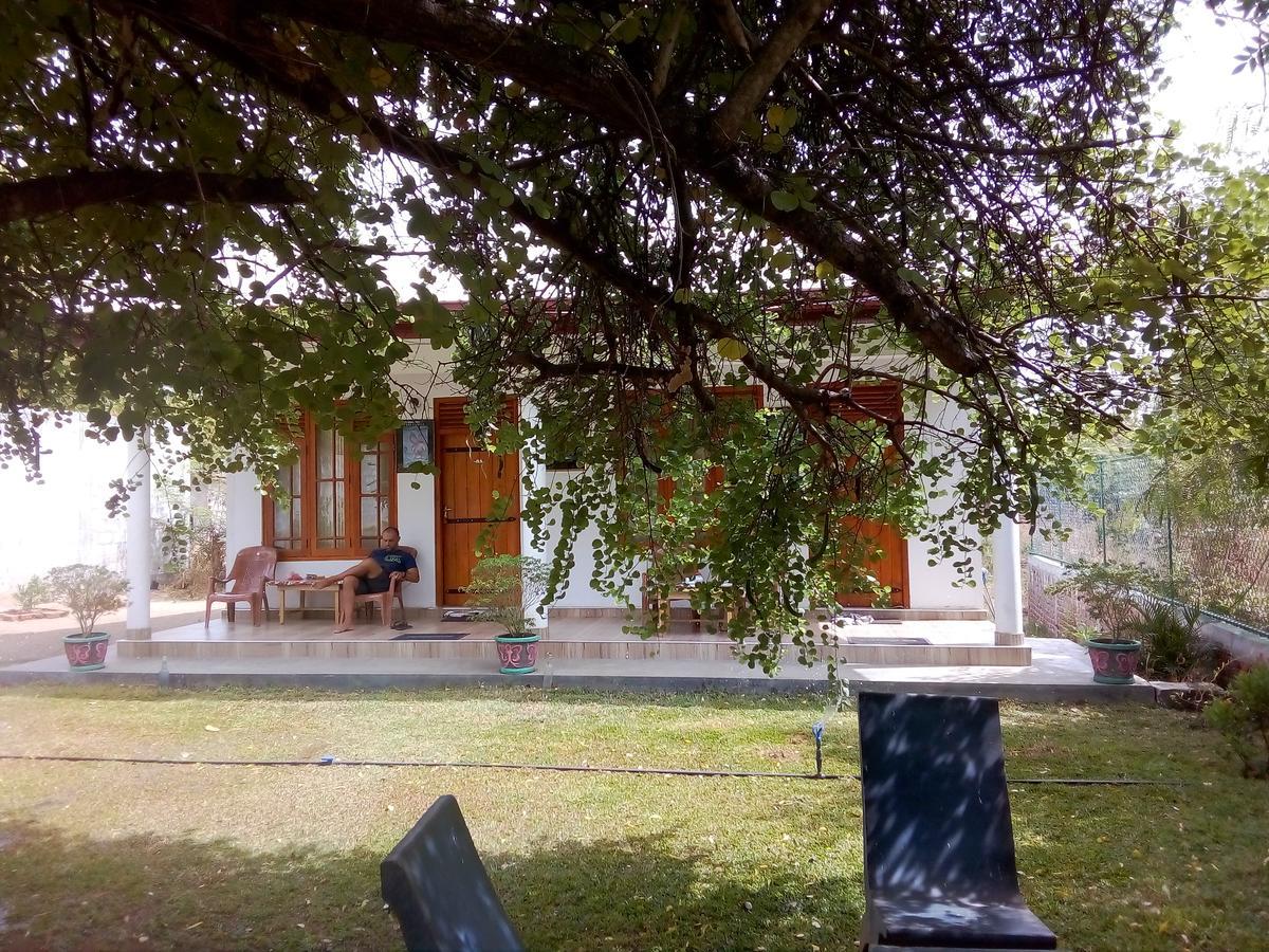 River Nature Park Polonnaruwa Dış mekan fotoğraf